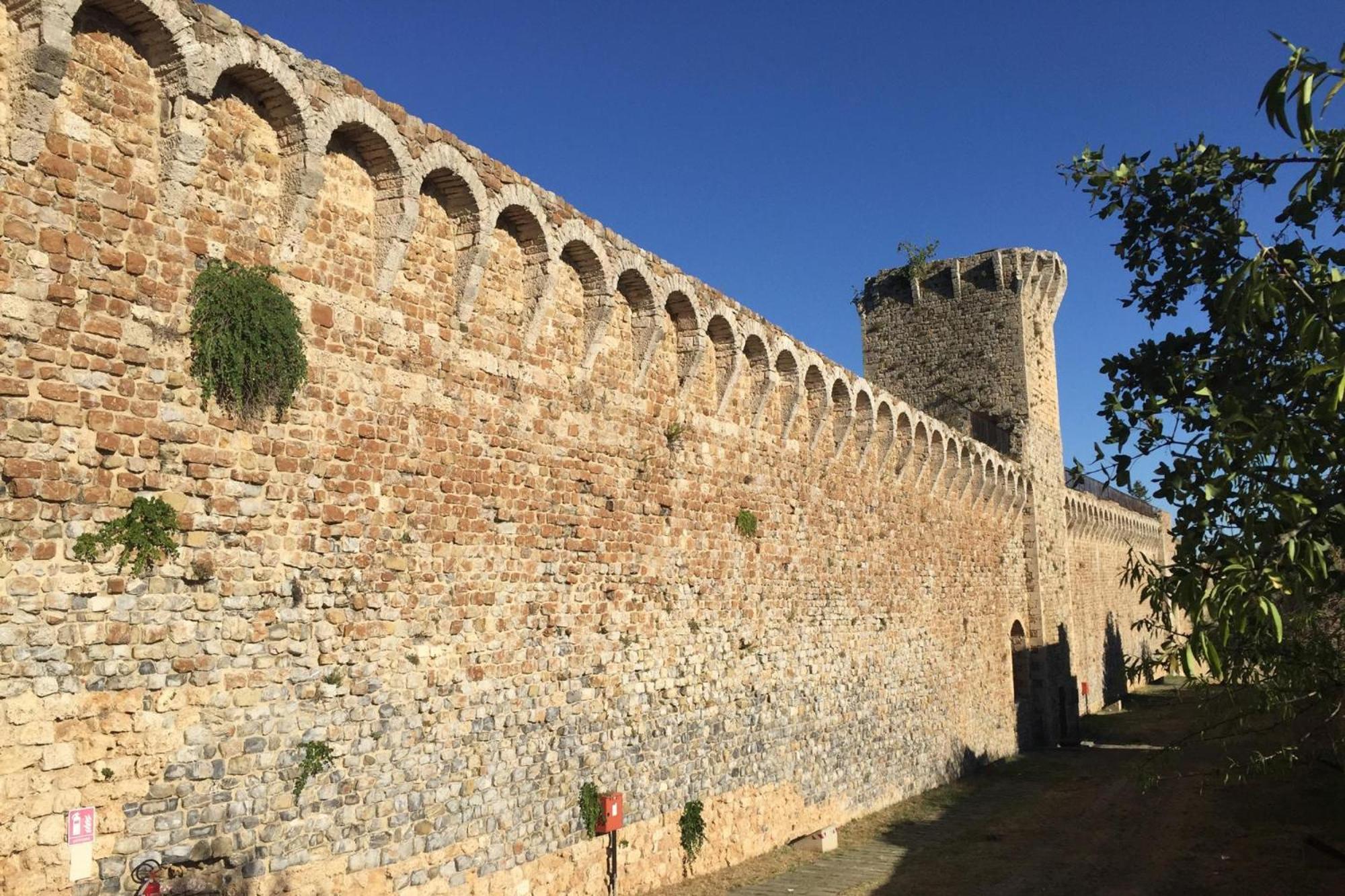 Hotel Girifalco - Nature & Relax Massa Marittima Exterior photo